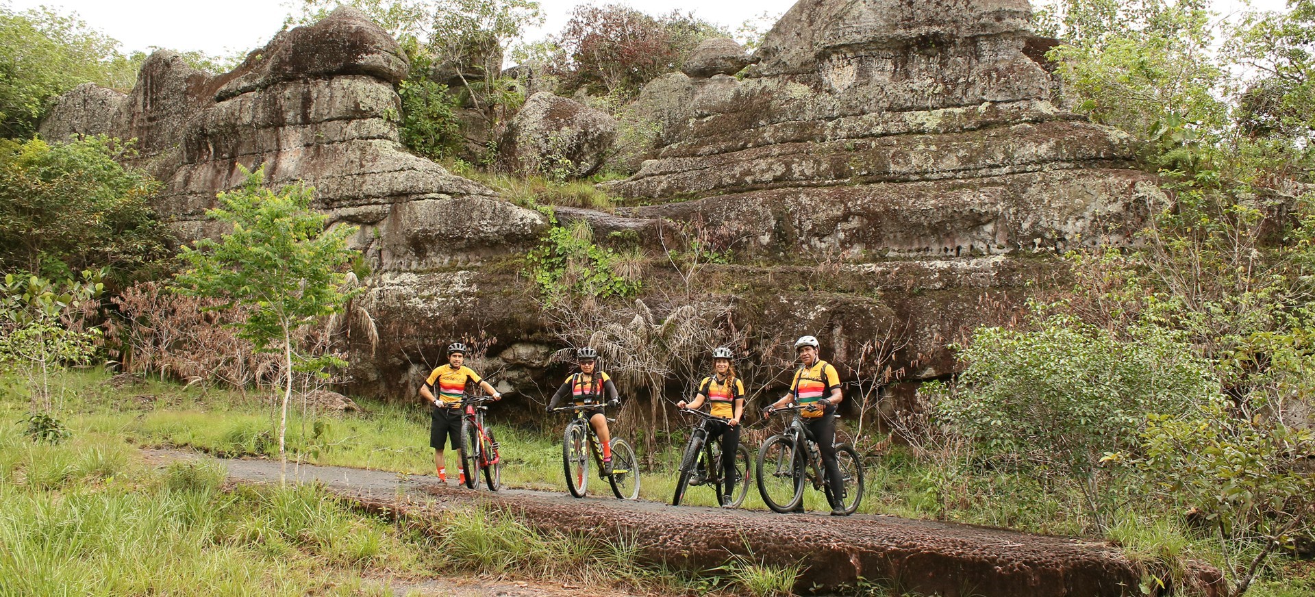 riding in Guaviare cycling tour